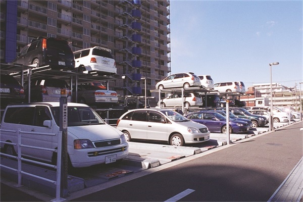 日本簡易升降車庫1